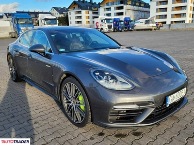 Porsche Panamera 4.0 hybrydowy 549 KM 2018r. (Komorniki)