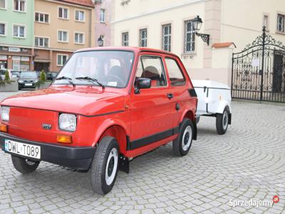 Fiat 126p i przyczepka Niewiadów N 250 po pełnej renowacji