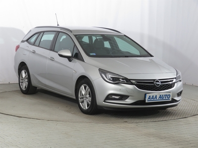 Opel Astra 2020 1.2 Turbo 67696km Kombi