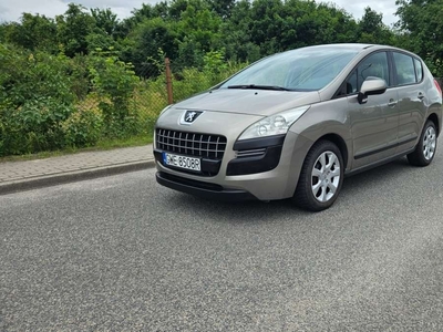 Peugeot 3008 I 1.6 Benz / Klima / Zadbany