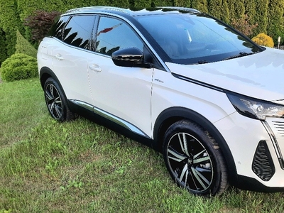 Peugeot 3008 II GT-Line HYBRID Plug-in PHEV 27tkm Skóra Navi