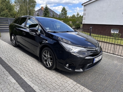 Toyota Avensis IV Xenon LED Navi Kamera Alu Tempomat Klimatronik !