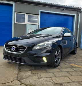 Volvo V40 II R-DESIGN 2.0 Diesel D2 120KM 2015r