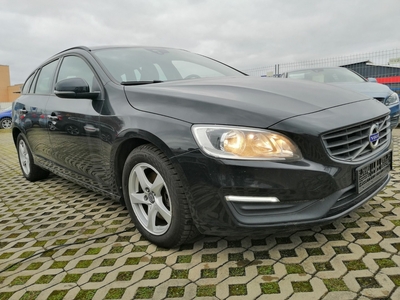 Volvo V60 I T3 2.0 benzyna 150KM 2016r