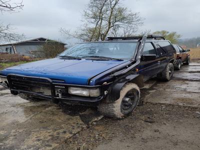 Nissan Terrano, 2.4 benzyna, gaz 1990r.