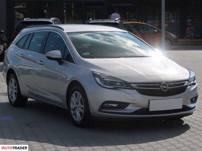 Opel Astra 1.4 123 KM 2019r. (Piaseczno)