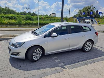 Opel astra j 2015r