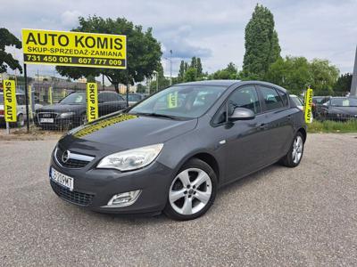 Opel Astra J Hatchback 5d 1.6 Twinport ECOTEC 115KM 2010