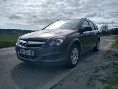 Opel Astra Kombi 1.7CDTI 110km 2010