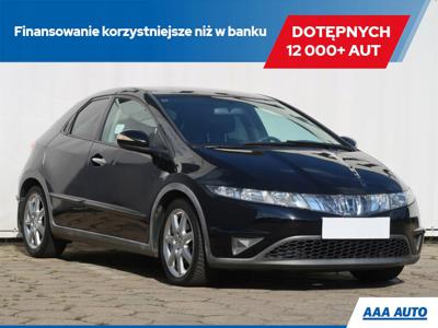 Honda Civic VIII Hatchback 3d 1.8 i-VTEC 140KM 2006