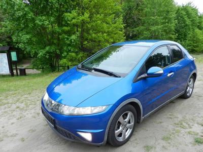 Honda Civic VIII Hatchback 5d 1.4 i 83KM 2007