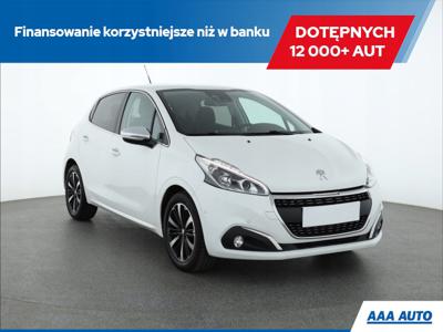 Peugeot 208 I Hatchback 5d Facelifting 1.2 PureTech 110KM 2018