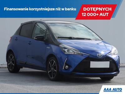 Toyota Yaris III Hatchback 5d Facelifting 2017 1.5 Hybrid 100KM 2018