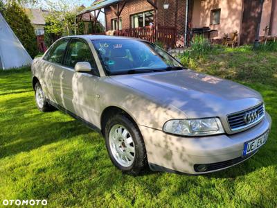 Audi A4 1.6