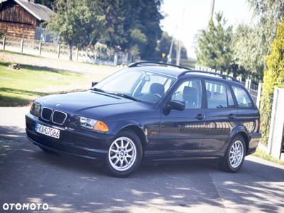 BMW Seria 3 318i