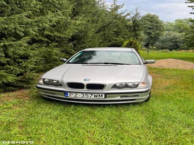 BMW Seria 3 318i