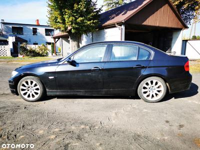 BMW Seria 3 320i