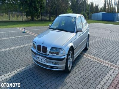 BMW Seria 3 320i