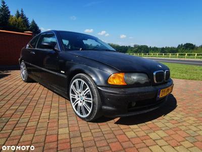 BMW Seria 3 323i