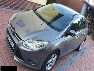 Ford Focus III Hatchback 5d facelifting 1.6 Ti-VCT 105KM 2014