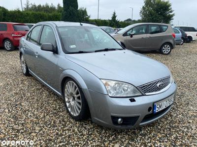 Ford Mondeo V6 ST 220