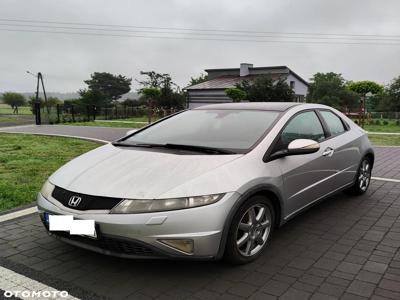 Honda Civic 2.2i-CTDi Executive NAVI