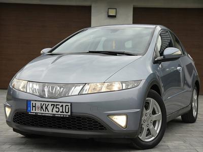 Honda Civic VIII Hatchback 3d 1.8 i-VTEC 140KM 2006