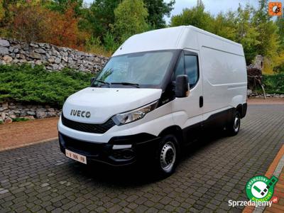 Iveco Daily 35C13 Klima Bezwypadek Niski Przebieg Hak 3.5T