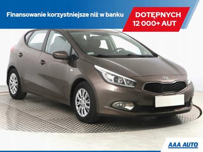 Kia Ceed II Hatchback 5d Facelifting 1.4 DOHC 100KM 2015