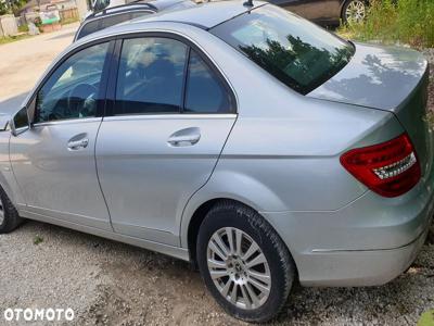 Mercedes-Benz Klasa C 180 BlueEFFICIENCY 7G-TRONIC Elegance