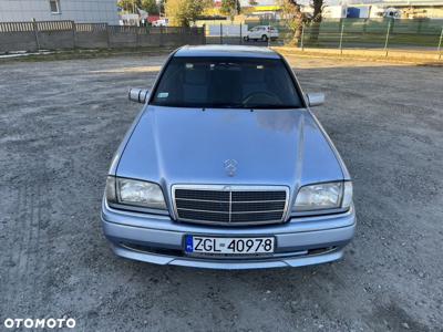 Mercedes-Benz Klasa C 180 Esprit