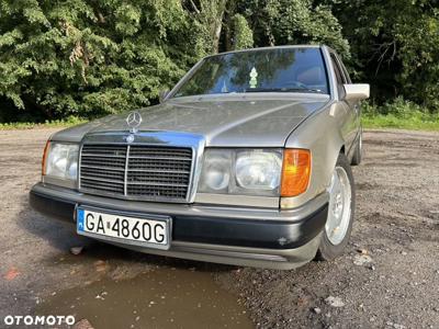 Mercedes-Benz W124 (1984-1993)