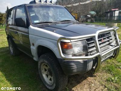 Mitsubishi Pajero 2.5 TD GL