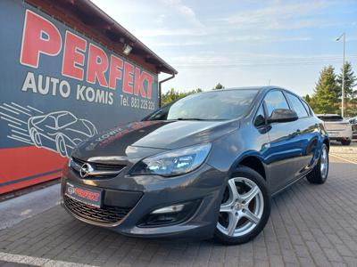 Opel Astra J Hatchback 5d Facelifting 1.6 CDTI ecoFLEX 110KM 2014