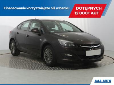 Opel Astra J Sedan 1.6 Twinport ECOTEC 115KM 2015