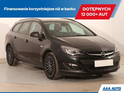 Opel Astra J Sports Tourer Facelifting 1.6 CDTI 136KM 2014