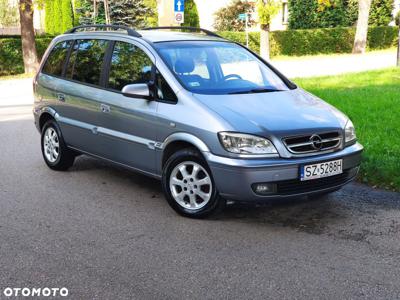 Opel Zafira 1.8 16V Elegance