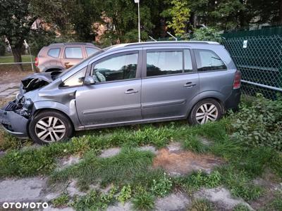 Opel Zafira 1.8 Cosmo