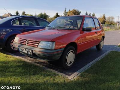 Peugeot 205