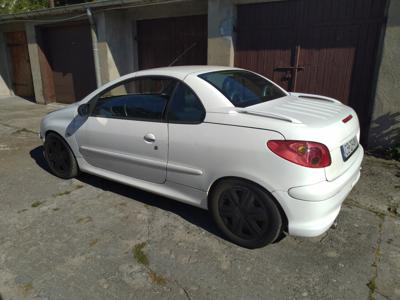 Peugeot 206 Cabrio 2.0 i 16V 136KM 2003