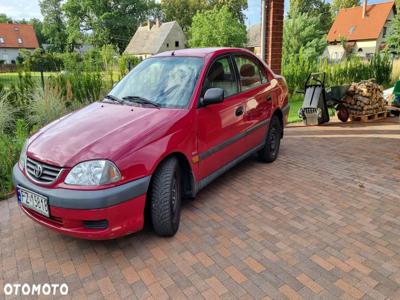 Toyota Avensis 1.6 VVT-i Terra Plus