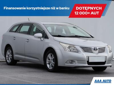 Toyota Avensis III Wagon 2.0 D-4D 126KM 2010