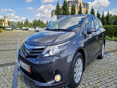 Toyota Avensis III Wagon Facelifting 1.8 Valvematic 147KM 2013