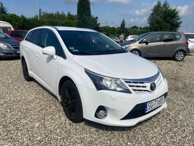 Toyota Avensis III Wagon Facelifting 2.0 D-4D 124KM 2015