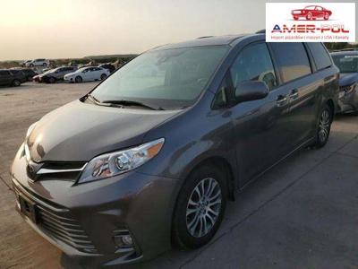 Toyota Sienna III 2019