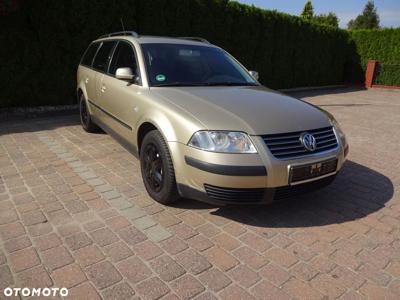 Volkswagen Passat 1.6 Basis