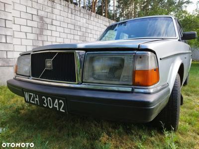 Volvo Seria 200