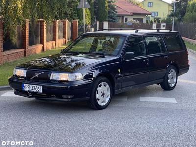 Volvo Seria 900