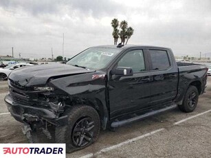 Chevrolet Silverado 5.0 benzyna 2019r. (VAN NUYS)