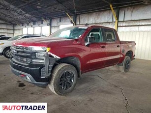 Chevrolet Silverado 5.0 benzyna 2021r. (PHOENIX)